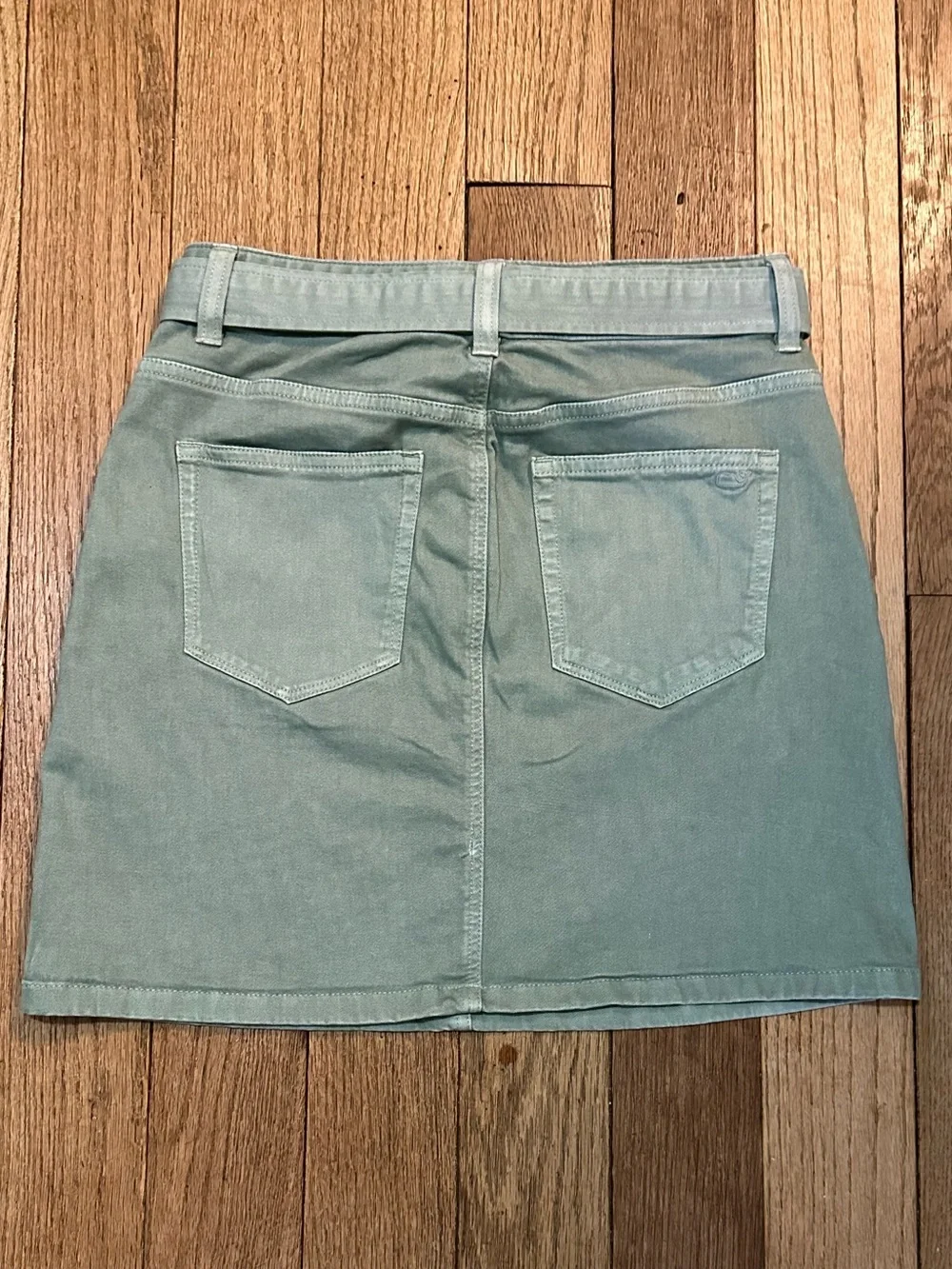 Vineyard Vines Sage Green Preppy Utility Tie-Waist Mini Skirt with Pockets